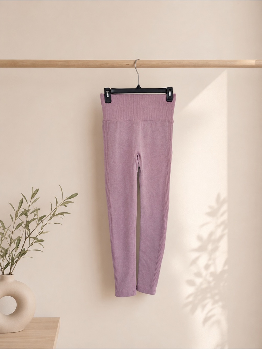 Flattering forming sculpt pink leggings